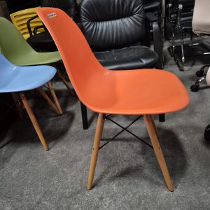 SILLA EAMES-003-2